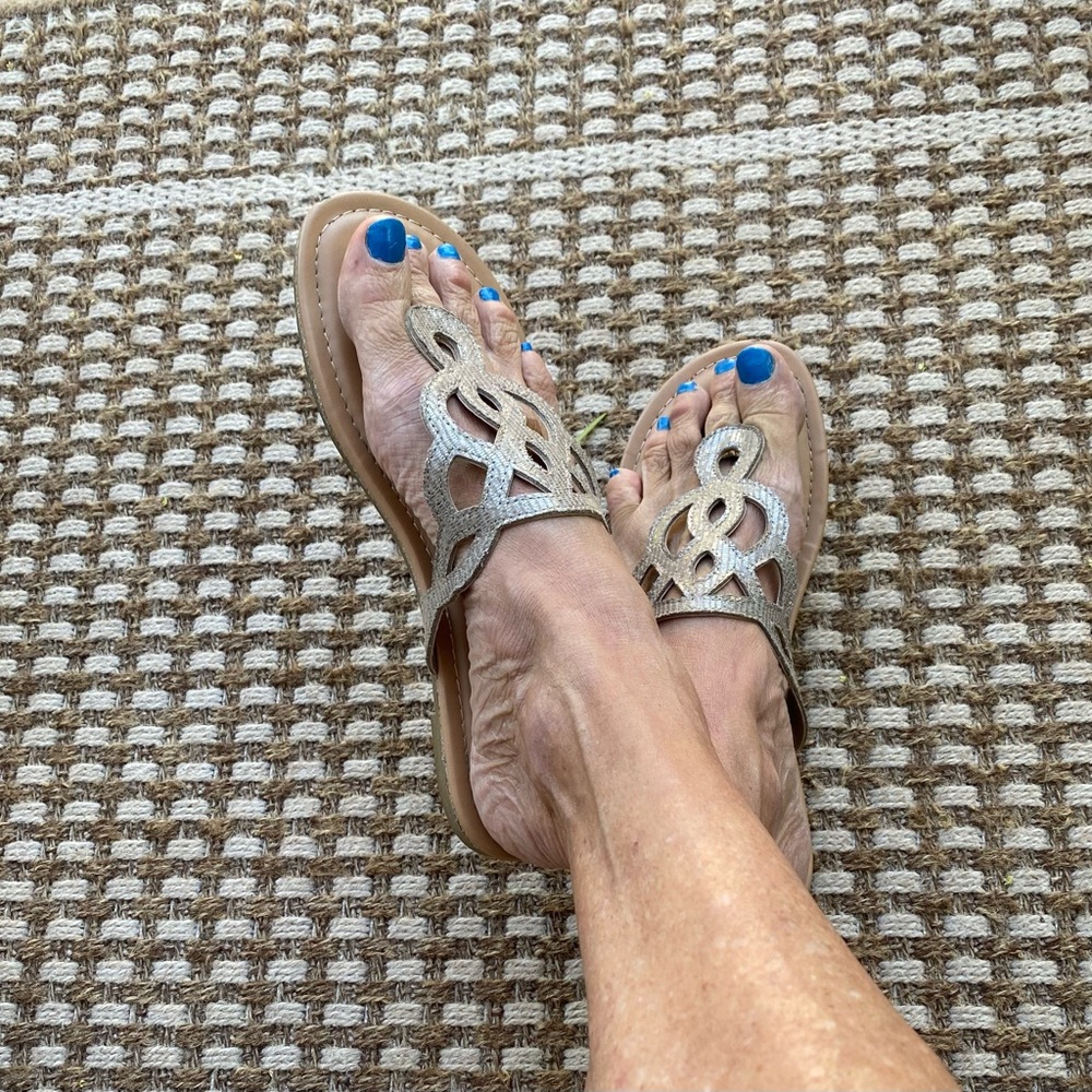 Sandals - Picture 3 of 4